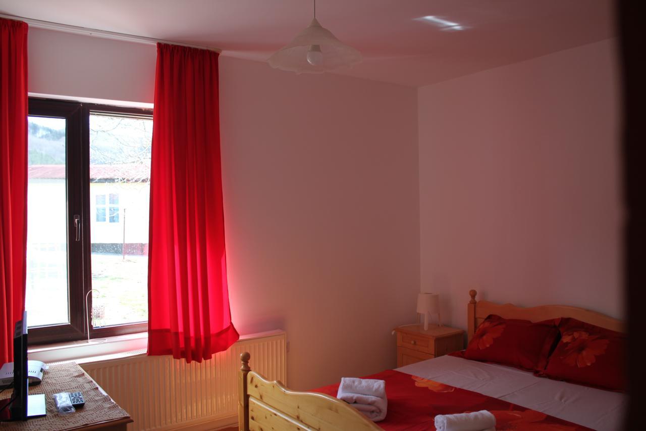 Guest House Daskalov Chervena Lokva Exteriér fotografie