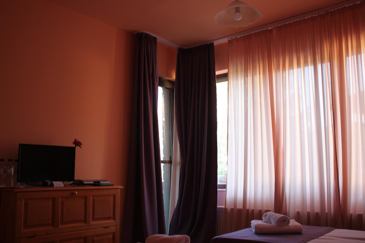 Guest House Daskalov Chervena Lokva Exteriér fotografie